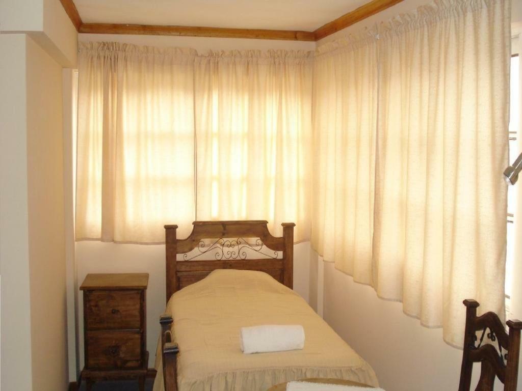 Hotel Oasisa أويوني المظهر الخارجي الصورة